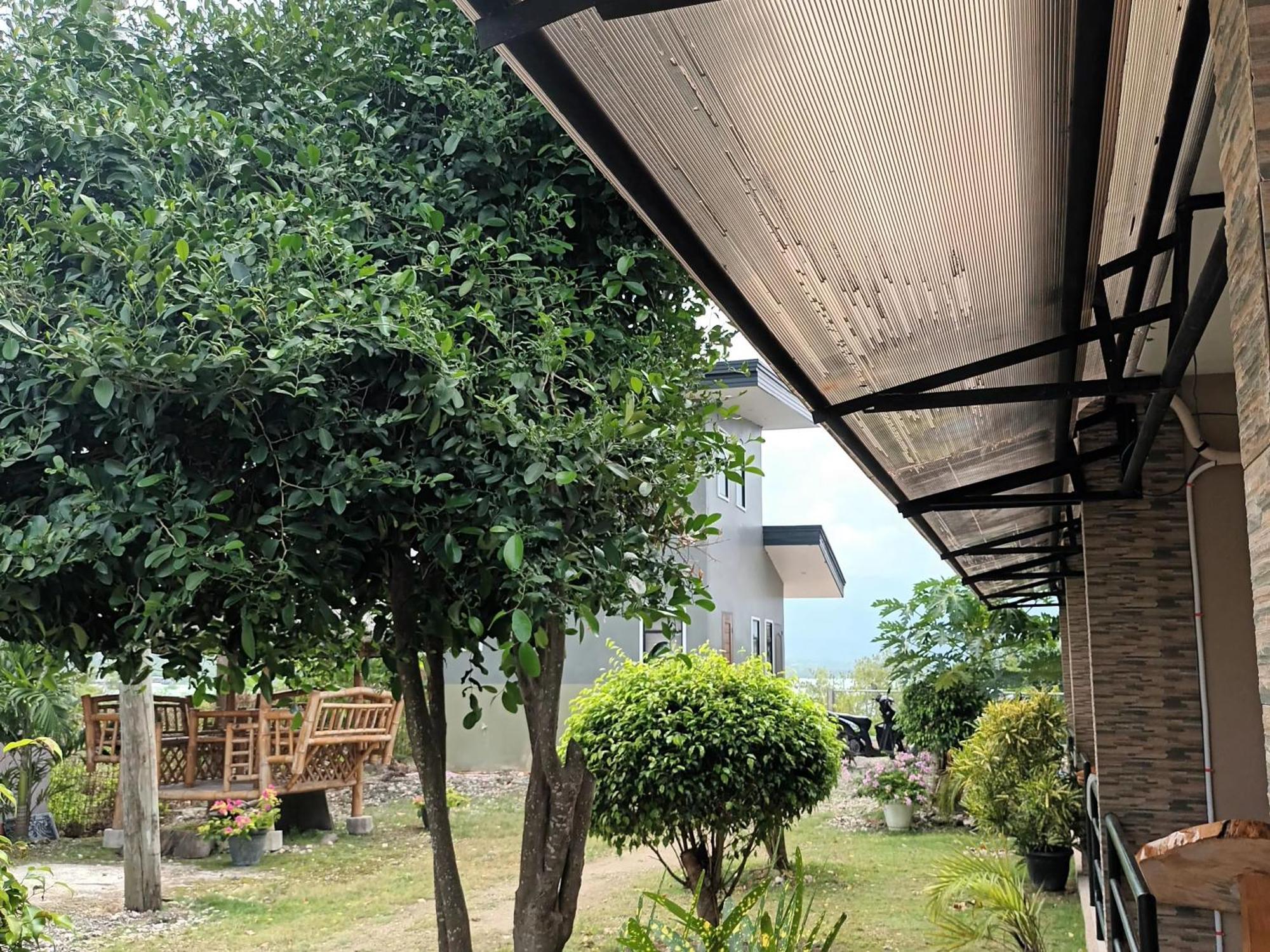 Grae'S Apartelle โมอัลโบอัล ภายนอก รูปภาพ
